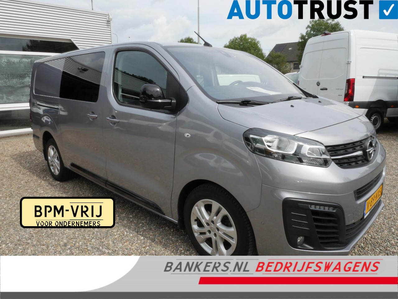 Opel Vivaro - 2.0 CDTI 150PK L3 Dubbele cabine AC NAV LMV Haak 2 x Schuifdeur - AutoWereld.nl