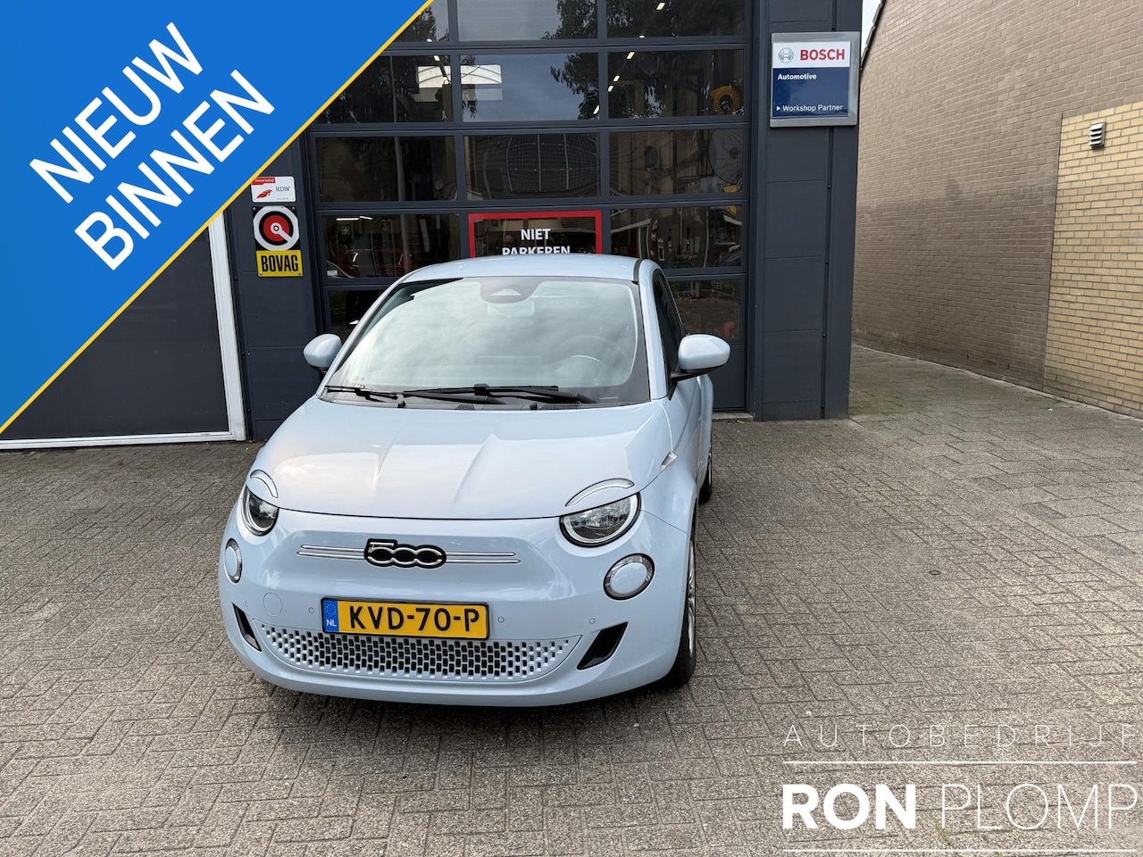 Fiat 500 - Urban 42 kWh / Airco clima/ Apple carplay/ Cruise/ LED/ PDC/ Camera/ Stoelverw/ SOH 97.65% - AutoWereld.nl