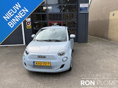 Fiat 500 - Urban 42 kWh / Airco clima/ Apple carplay/ Cruise/ LED/ PDC/ Camera/ Stoelverw/ SOH 97.65%