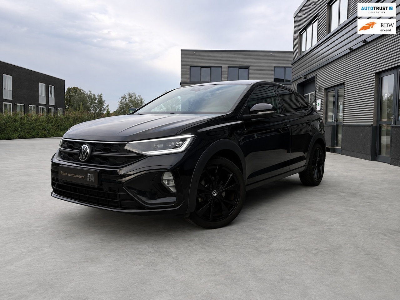 Volkswagen Taigo - 1.0 TSI 3x R-Line|Pano|IQ|Camera|Virtual| - AutoWereld.nl