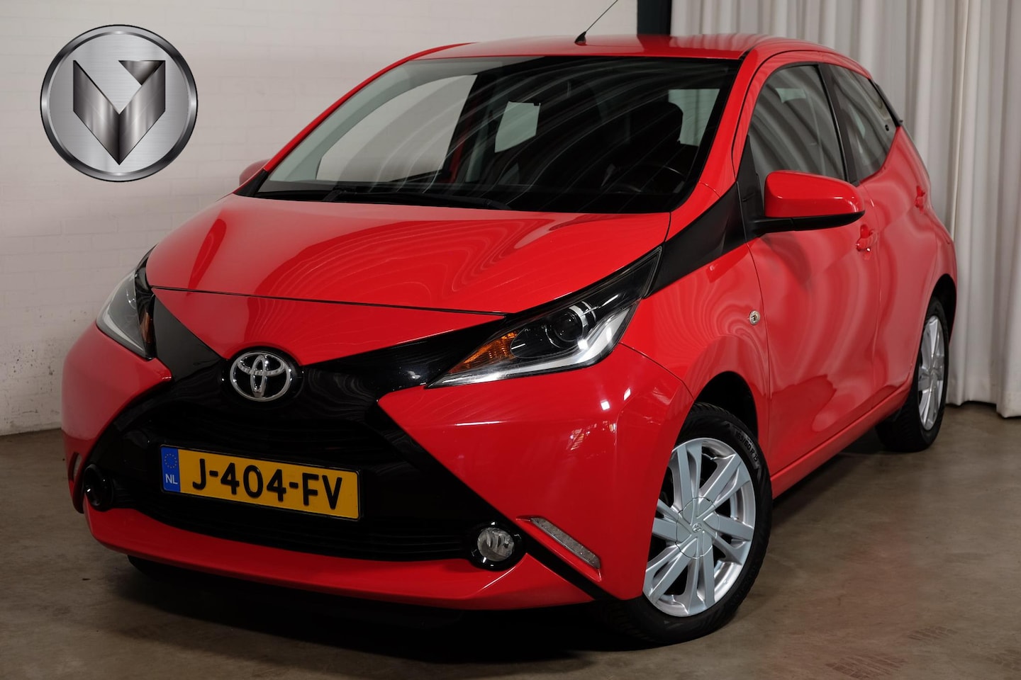 Toyota Aygo - 1.0 VVT-i x-play 1.0 VVT-i x-play - AutoWereld.nl