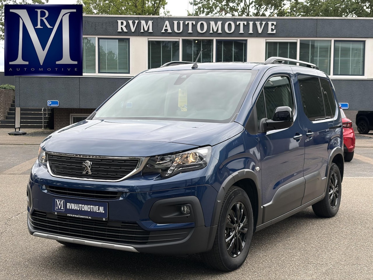 Peugeot e-Rifter - EV Allure Pack 50 kWh SOH 100%!| APPLE CARPLAY + ANDROID AUTO| STANDKACHEL|  DUBBELE SCHUI - AutoWereld.nl