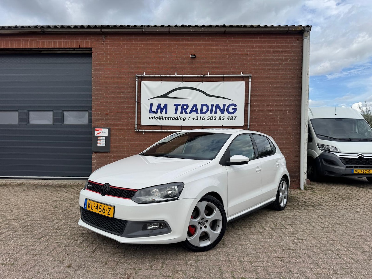 Volkswagen Polo - 1.4 TSI GTI GEREVISEERDE MOTOR AUTOMAAT 5-DEURS CLIMA GROOT-SCHERM NIEUWE APK BIJ AFLEVERI - AutoWereld.nl