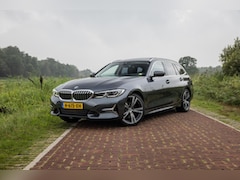 BMW 3-serie Touring - 320d High Executive Edition