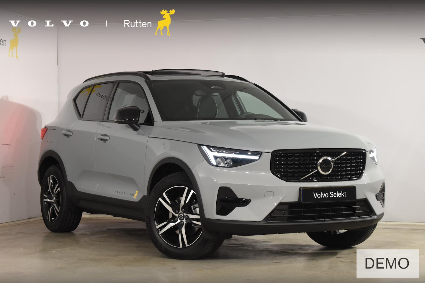 Volvo XC40 - B4 211PK Automaat Plus Dark / Adaptive Cruise control / Harman Kardon / Elektrisch verstel - AutoWereld.nl