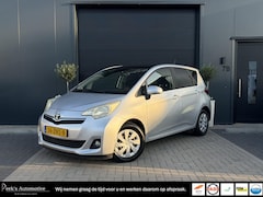 Toyota Verso S - 1.3 VVT-i Aspiration | Automaat | Climate | Panoramadak | Camera | Trekhaak | All season b