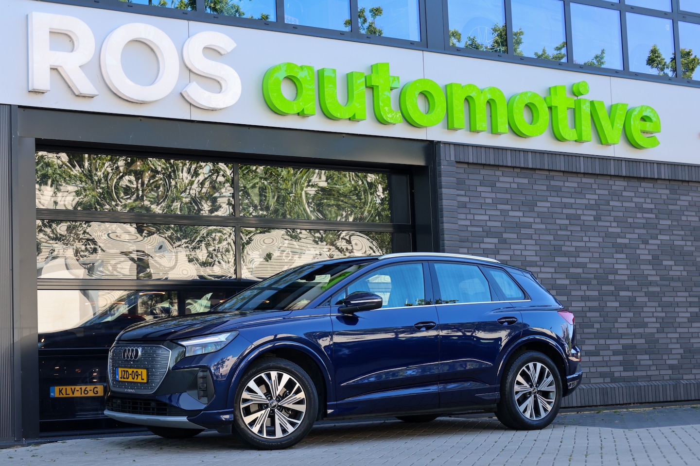 Audi Q4 e-tron - 35 Launch edition Advanced Plus 55 kWh | ACC | STOELVERWARMING | CARPLAY | CAMERA | - AutoWereld.nl