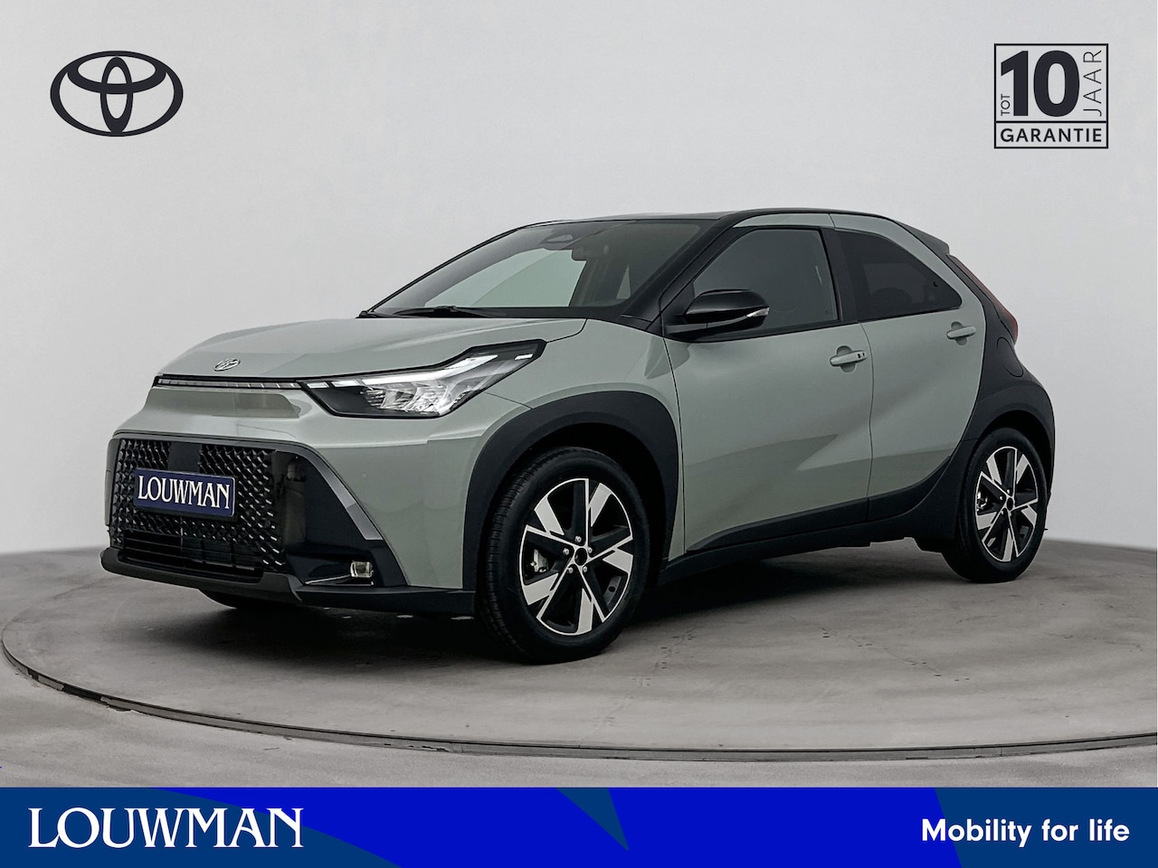 Toyota Aygo X - Hybrid 115 pulse | Apple Carplay & Android Auto | Parkeercamera | Onderweg-naar-dealer* - AutoWereld.nl