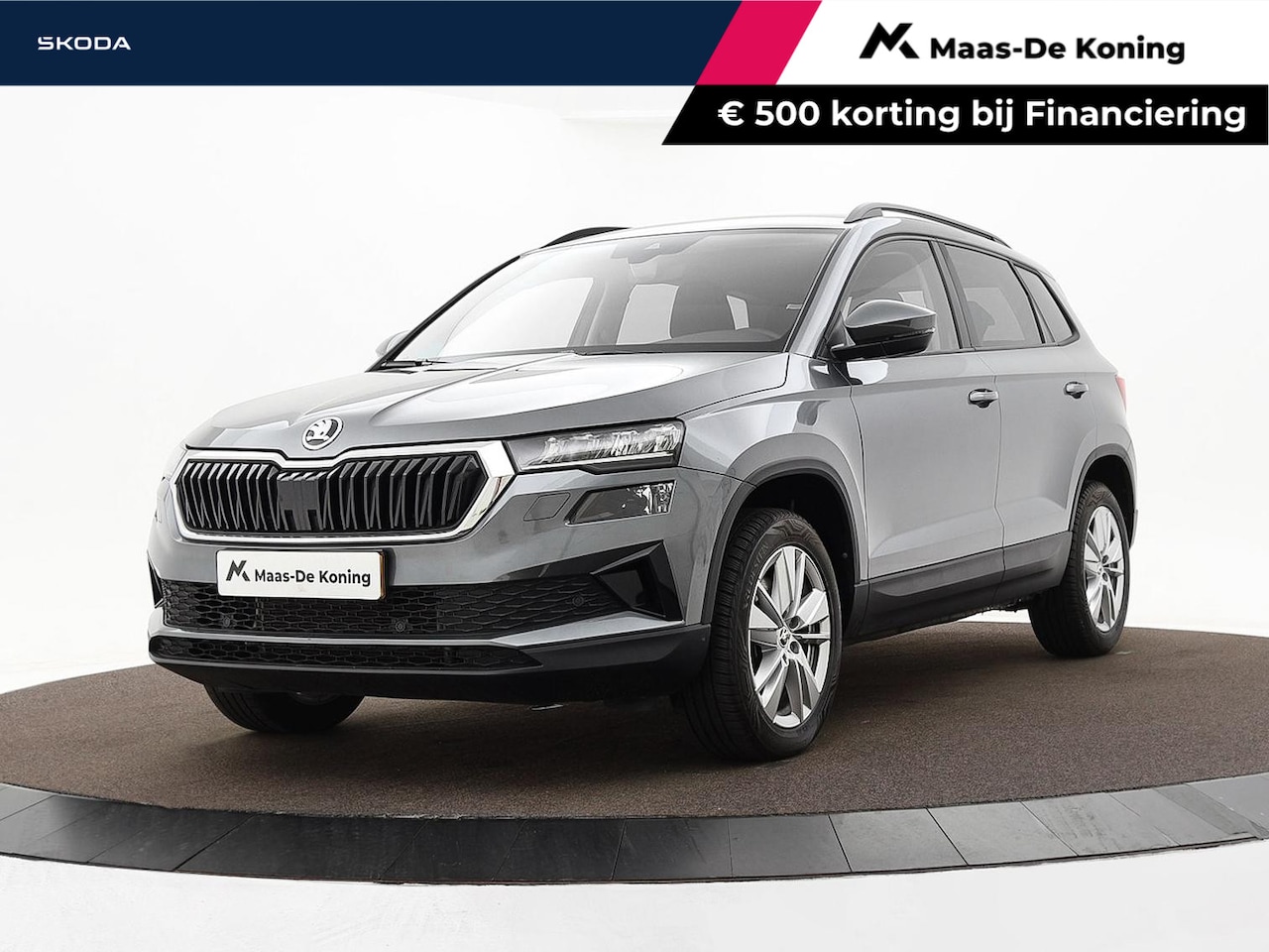 Skoda Karoq - 1.5 TSI ACT 150pk DSG Business Edition · Camera · Inklap. Trekhaak · Keyless · Stuur- & St - AutoWereld.nl