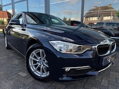BMW 3-serie - 320i EfficientDynamics Edition High Executive
