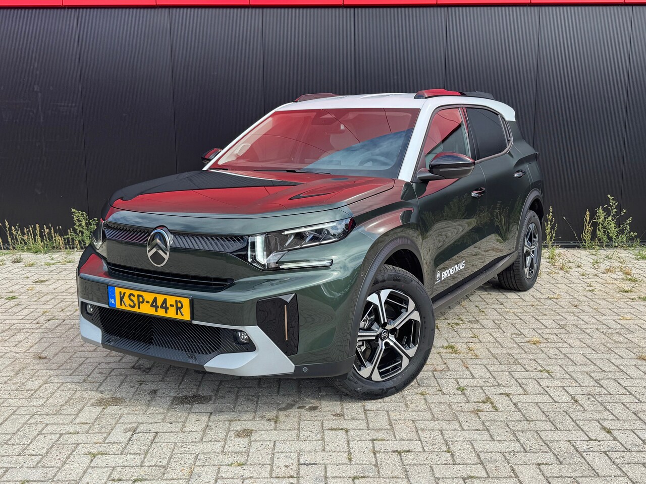 Citroën C3 Aircross - Max | Achteruitrijcamera | Extra getinte achterste zijruiten en achterruit | Koplampen met - AutoWereld.nl