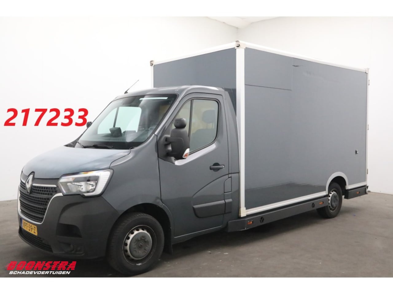 Renault Master - 2.3 dCi Aut. Koffer Leder Lucht Airco Cruise Camera - AutoWereld.nl