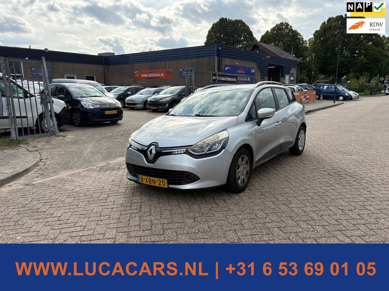 Renault Clio Estate - 1.5 dCi ECO Expression Navi 2X SLEUTEL + BOEKJES! - AutoWereld.nl