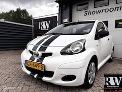 Toyota Aygo - 1.0-12V Comfort met APK tot 06-2027