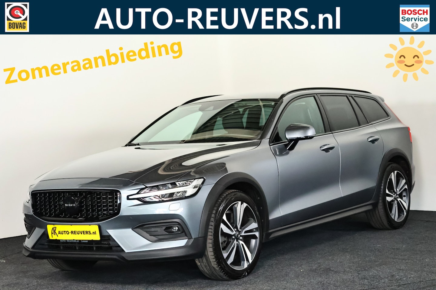 Volvo V60 Cross Country - 2.0 B5 AWD Pro Navi / Pilot Assist / Half Leder / Camera / Trekhaak - AutoWereld.nl