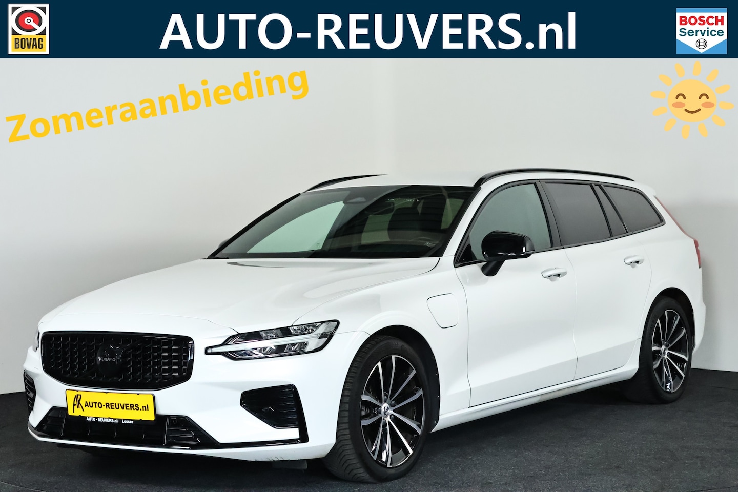 Volvo V60 - 2.0 T6 Plug-in hybrid AWD Plus Dark Navi / CarPlay / Leder / Memory / DAB / Trekhaak - AutoWereld.nl