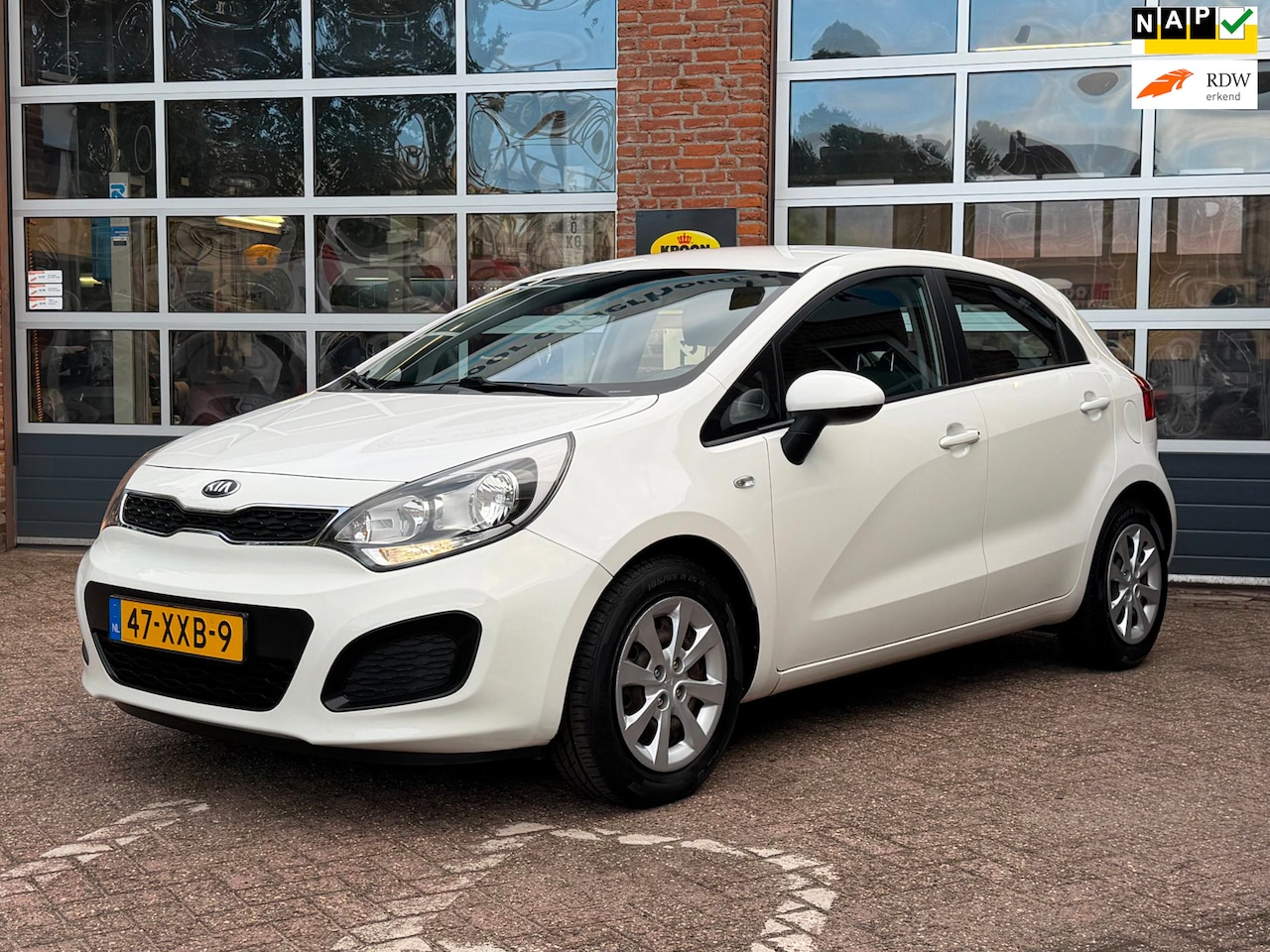 Kia Rio - 1.2 CVVT Comfort Pack 1.2 CVVT Comfort Pack, Airco, Nederlande auto - AutoWereld.nl