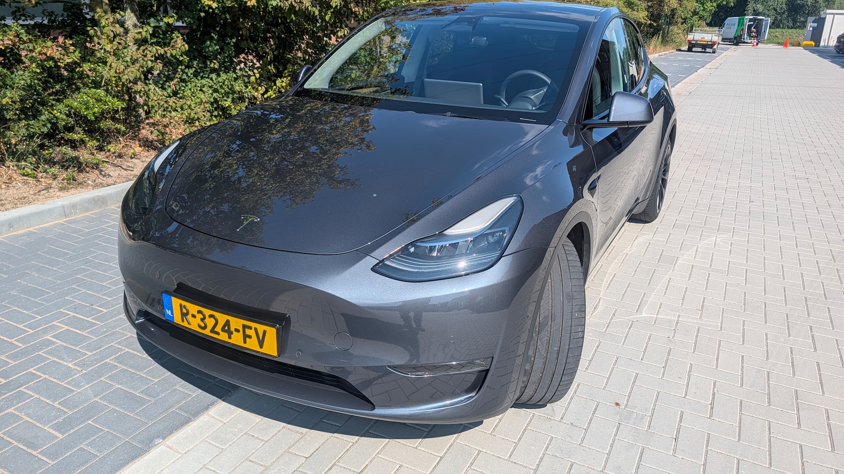 Tesla Model Y - Long Range 20 inch licht metalen velgen - AutoWereld.nl