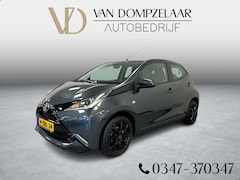 Toyota Aygo - 1.0 VVT-i x-play / Airco / 5-drs / Camera /