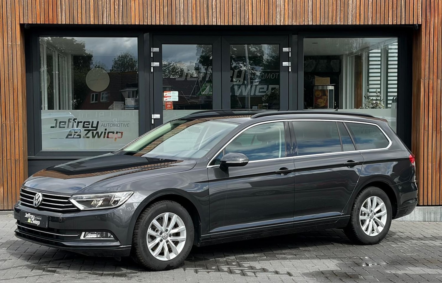 Volkswagen Passat Variant - 1.4 TSI Highline stoelverwarming. massage. adaptieve cruise. parkeer sensoren. - AutoWereld.nl