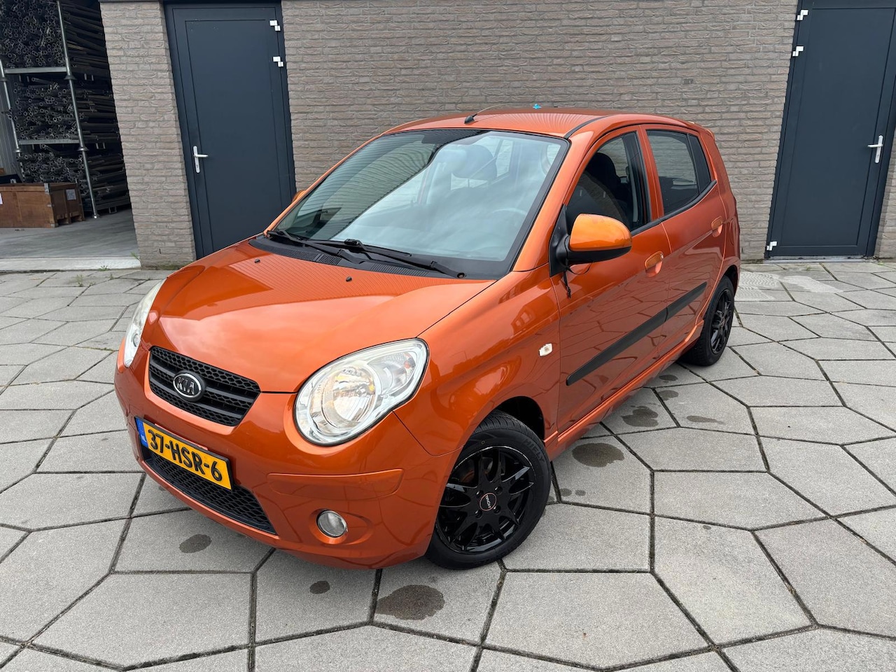 Kia Picanto - 1.1 Fifteen| 5 deurs |metallic | All-Season| - AutoWereld.nl
