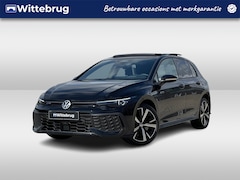 Volkswagen Golf - 1.5 eHybrid 272PK DSG GTE / Resterende Fabrieksgarantie / Black Style / Panoramadak / Head