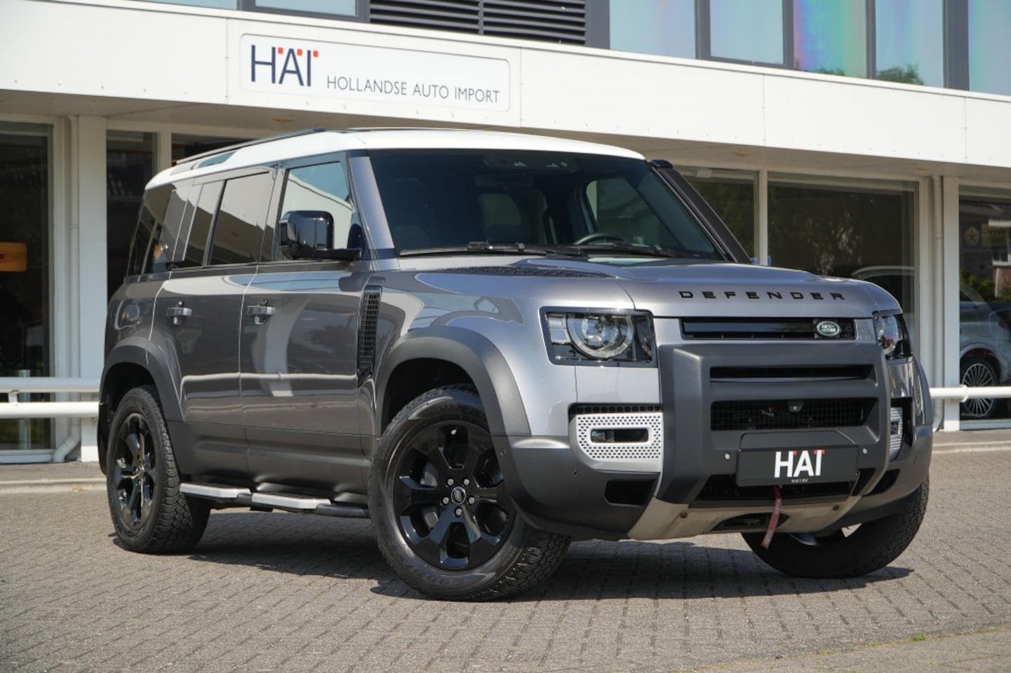 Land Rover Defender 110 - 2.0 P400e 110 HSE I Pano I ACC I Warn Lier I - AutoWereld.nl