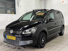 Volkswagen Touran - 1.4 TSI Highline | Camera | Navigatie | Trekhaak