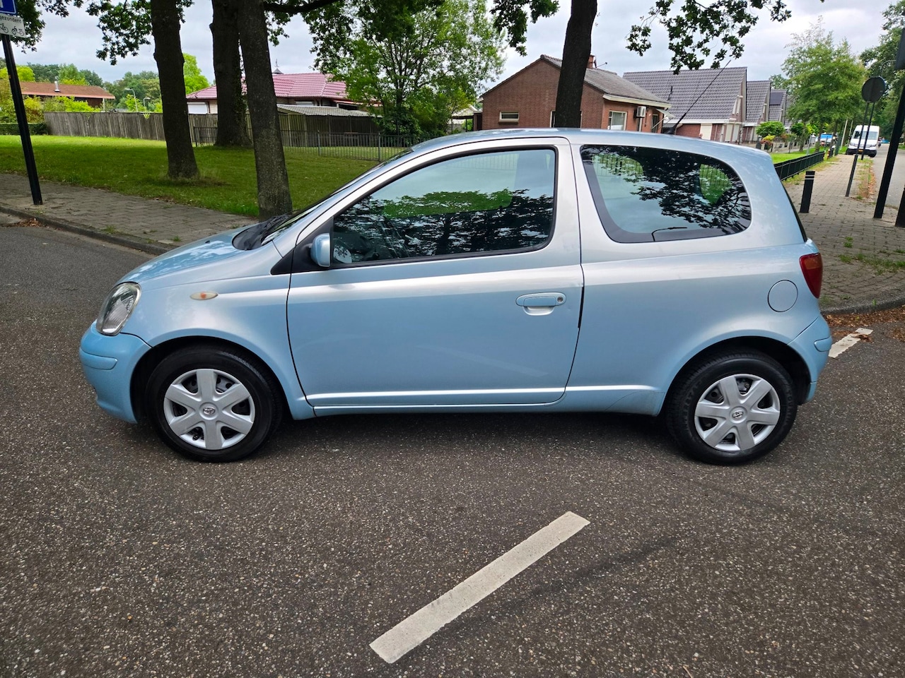 Toyota Yaris - 1.3 VVT-i Sol automaat - AutoWereld.nl