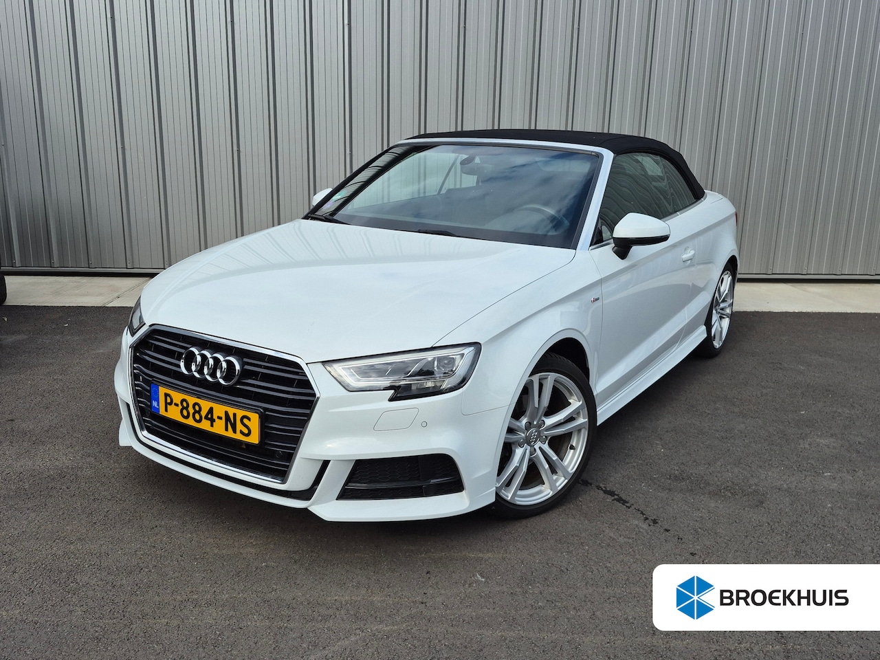Audi A3 Cabriolet - 1.5 TFSI CoD Sport S Line Edition 150PK AUTO | Trekhaak | Achteruitrijcamera | Keyless | D - AutoWereld.nl