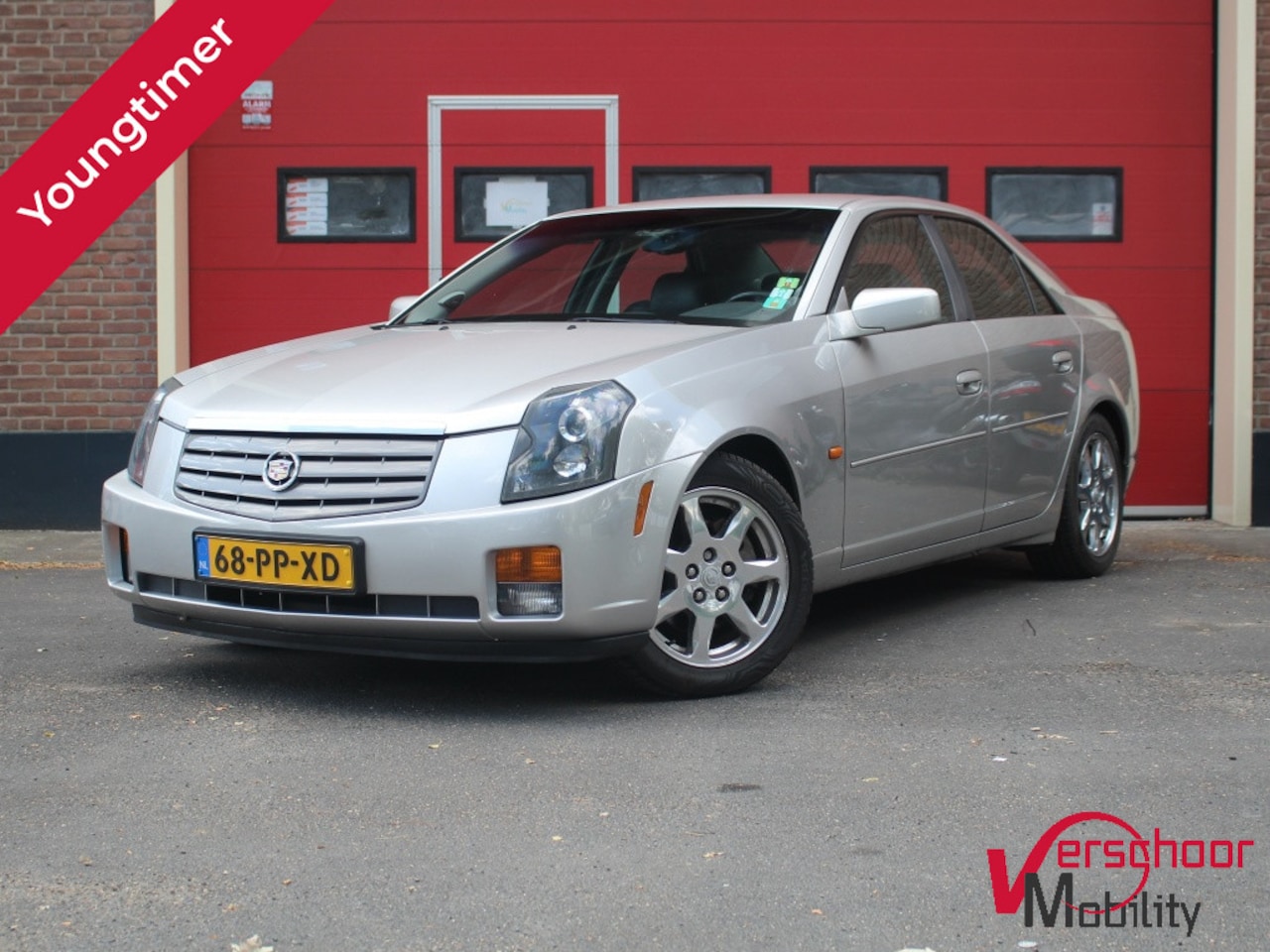 Cadillac CTS - 3.2 V6 | Youngtimer | Cruise | Clima | Leder | PDC | Stoelverwarming | Navi - AutoWereld.nl