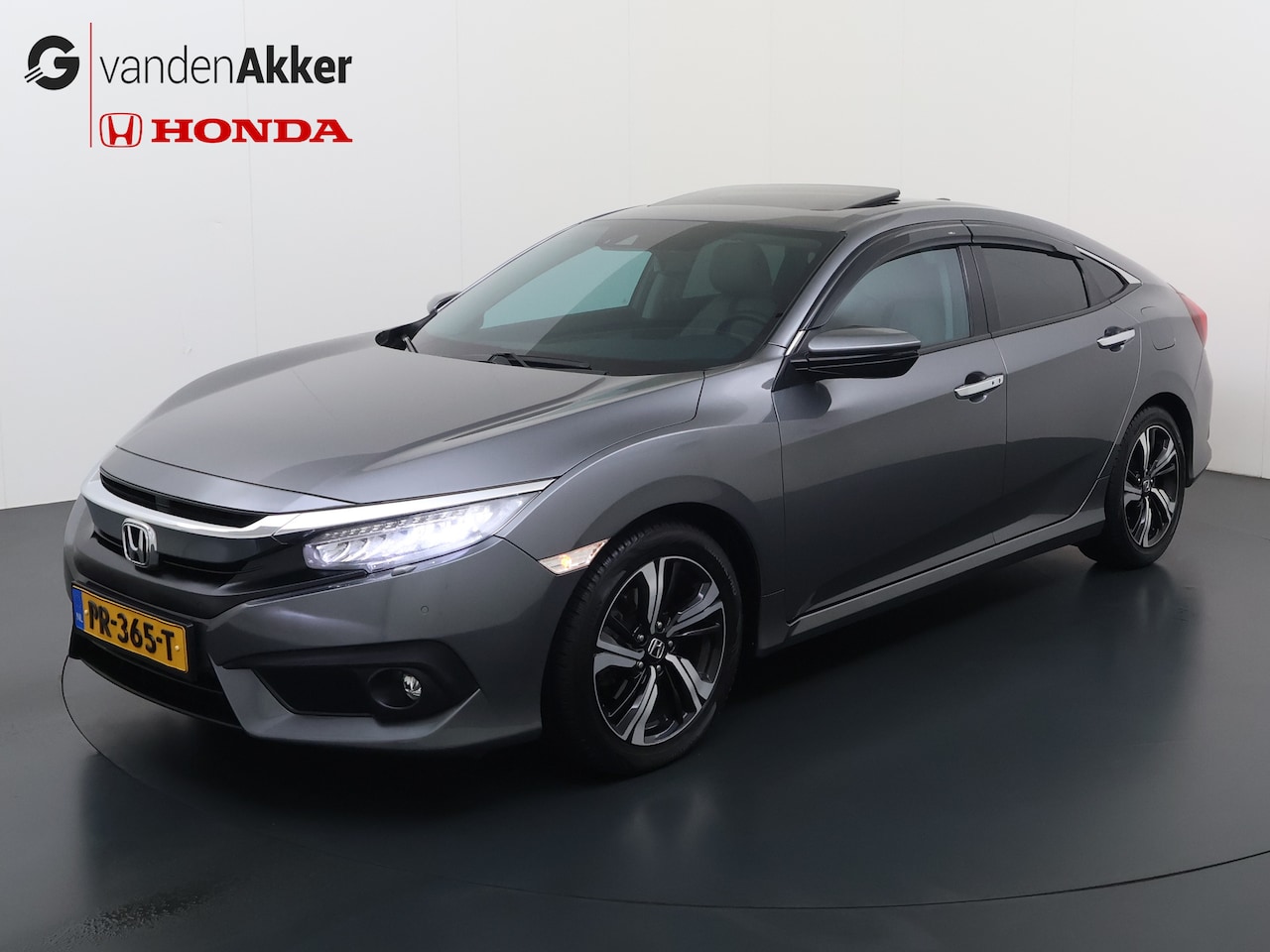 Honda Civic - 1.5 i-VTEC 182pk CVT 4D Executive dealeronderhouden Rijklaarprijs inc 12mnd garantie - AutoWereld.nl