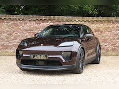 Porsche Macan - 4S "Copper Ruby Metallic" PRICE INCL. VAT "Copper Ruby Metallic" over the optional leather