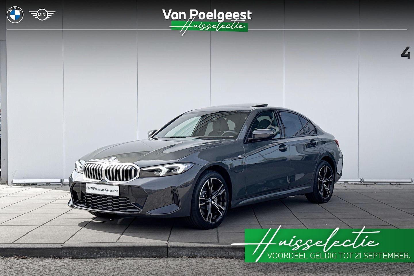 BMW 3-serie - Sedan 330e M-Sport | 18 inch | Trekhaak | Stoelverwarming | Huisselectie - AutoWereld.nl