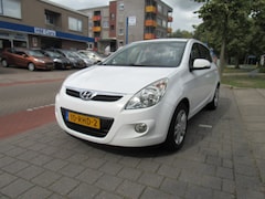 Hyundai i20 - 1.2i 78pk 5D i-Motion 56.636 km NAP
