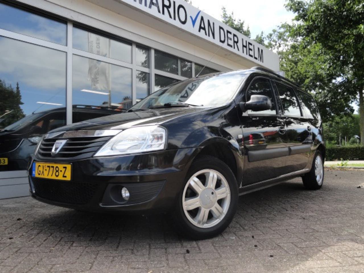 Dacia Logan MCV - 1.6 Blackline 1.6 Blackline - AutoWereld.nl