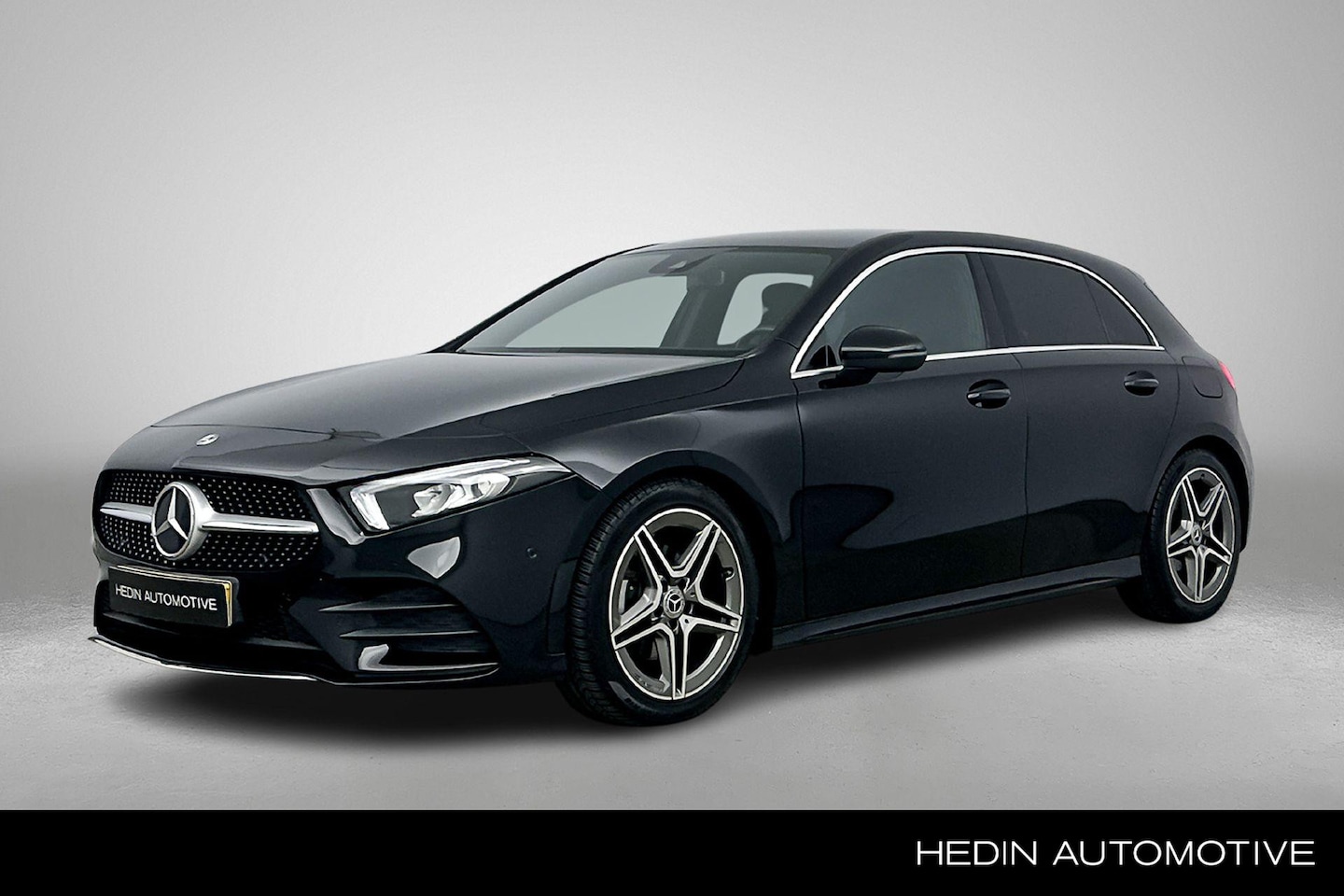Mercedes-Benz A-klasse - A 180 Automaat Business Solution AMG | Parkeerpakket met camera | Zitcomfortpakket | High- - AutoWereld.nl