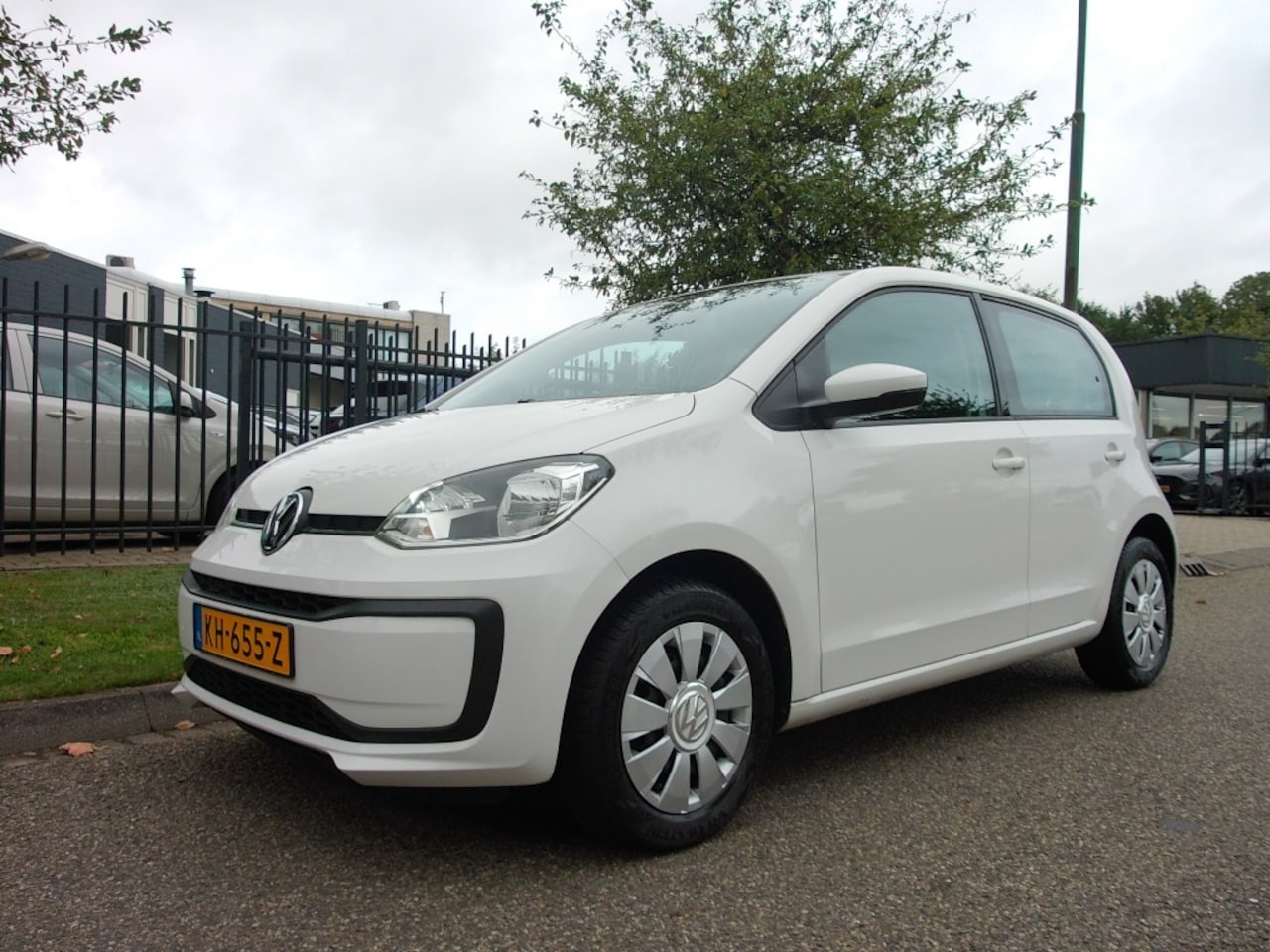 Volkswagen Up! - 1.0 60PK Move up! Airco Zeer Netjes 2e Eig - AutoWereld.nl