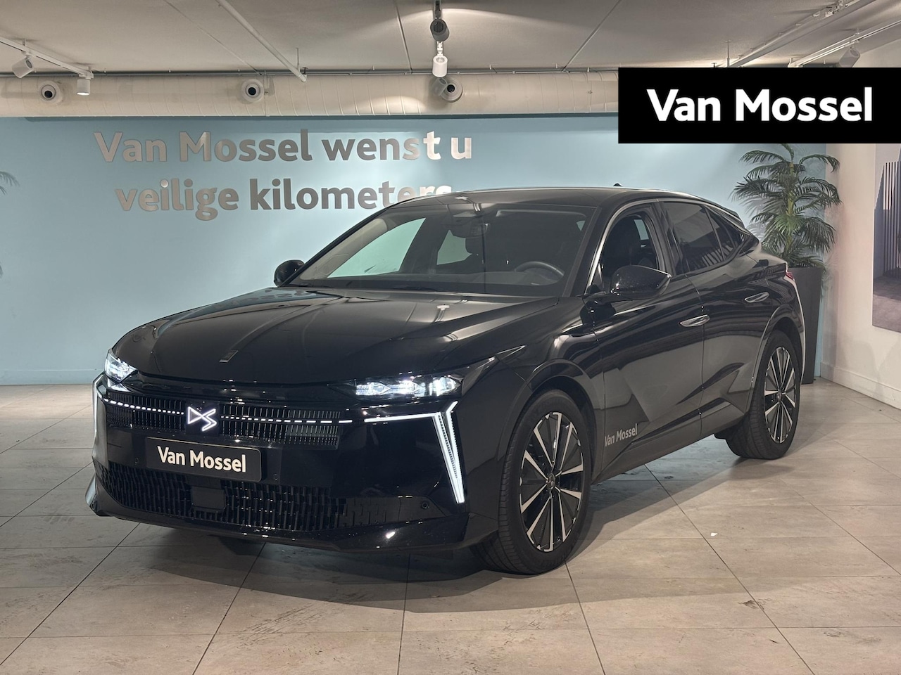 DS No 4 - E-Tense Etoile Absolute Comfort Tech Pack 58.3 kWh - AutoWereld.nl