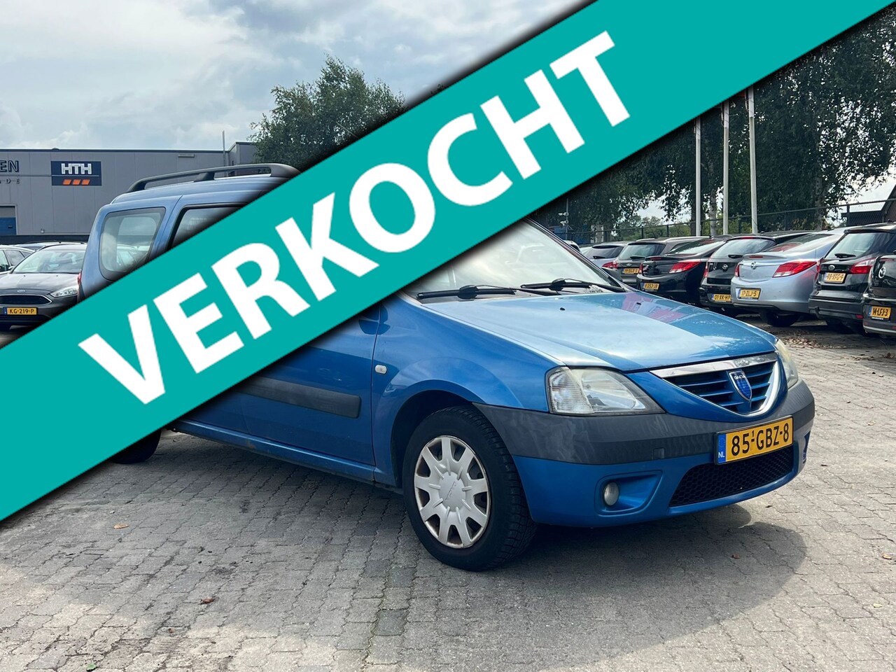 Dacia Logan MCV - 1.6-16V Lauréate airco *apk 06-2027* - AutoWereld.nl