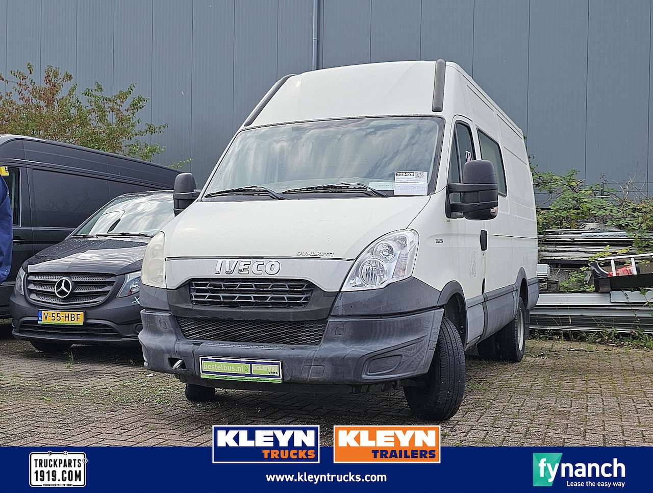 Iveco Daily - 35C13 L2H2 Dubbellucht DC! - AutoWereld.nl