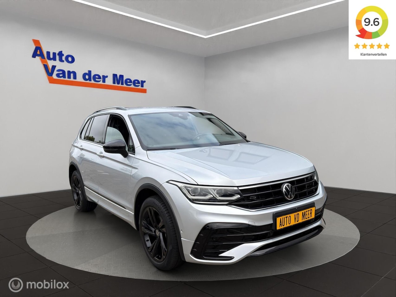 Volkswagen Tiguan - 1.4 TSI eHybrid R-Line Business+ / Bomvol / All in prijs - AutoWereld.nl