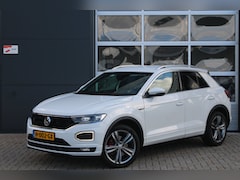 Volkswagen T-Roc - 1.5 TSI R-Line Org. NL | Af. Trekhaak | Virtueel | ACC | Stoel/stuurverwarming