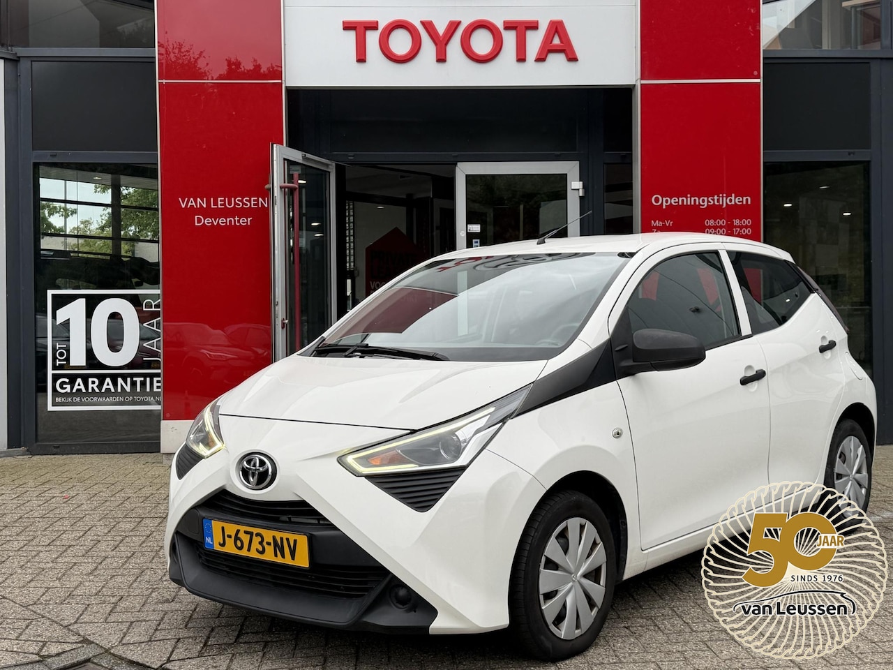 Toyota Aygo - 1.0 VVT-i x-fun AIRCO 1E EIGENAAR - AutoWereld.nl