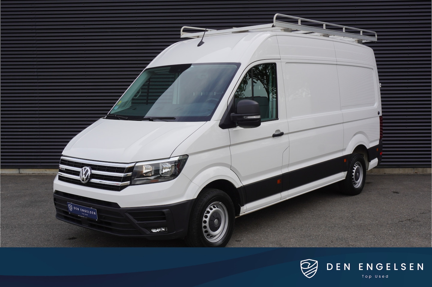 Volkswagen Crafter - 180pk Automaat 4x4 4Motion L3H3/L2H2 Apple Carplay Trekhaak Camera Parkeersensoren Navigat - AutoWereld.nl