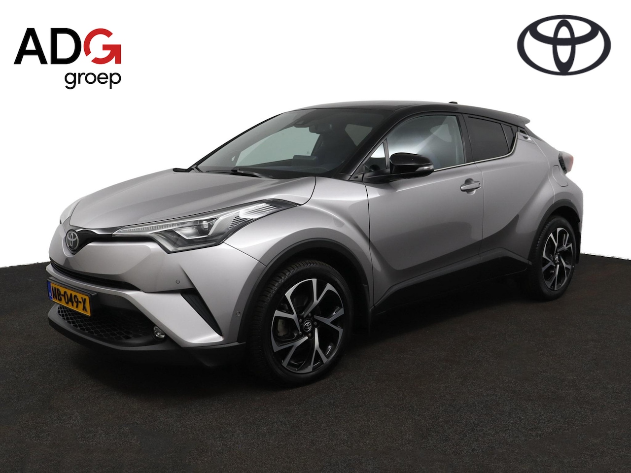 Toyota C-HR - 1.2 Bi-Tone Plus | Trekhaak | Parkeersensoren | Achteruitrijcamera | Adaptieve Cruise Cont - AutoWereld.nl