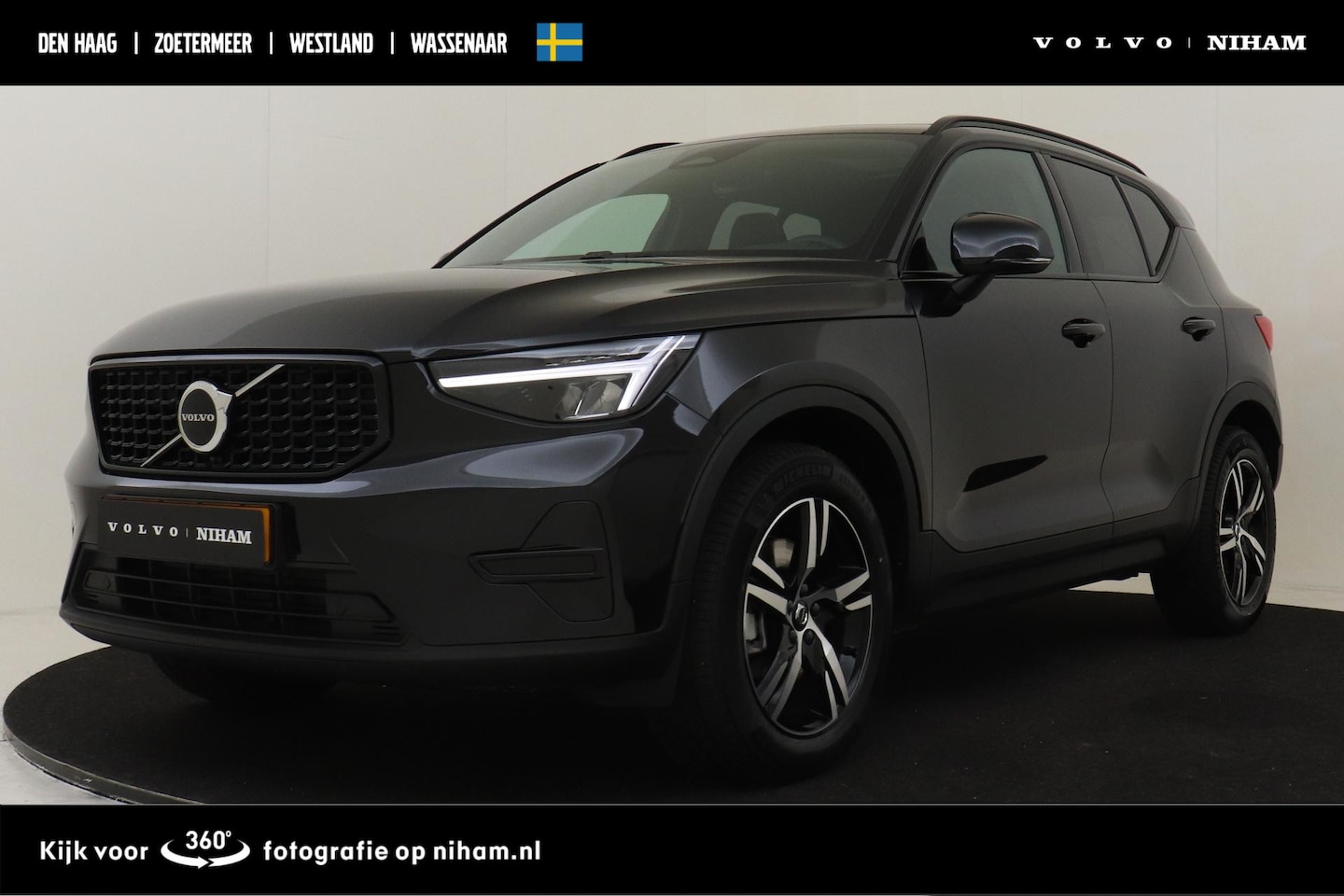 Volvo XC40 - B4 (M-HYBRID) PLUS DARK -PANO.DAK|HARMAN/KARDON|CAMERA|POWER-SEATS|VERW.VOORRUIT|PRIVACY.G - AutoWereld.nl