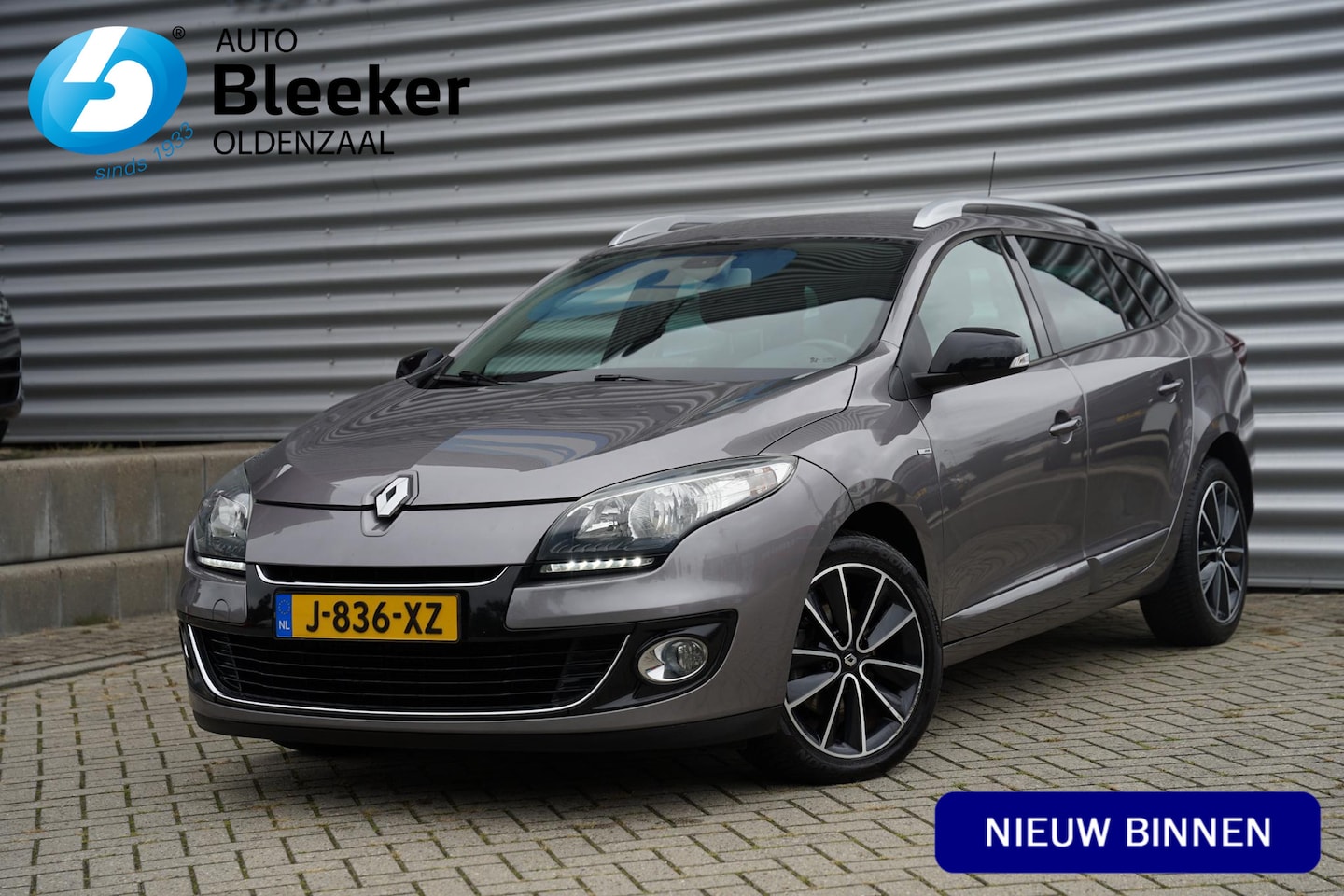 Renault Mégane Estate - 1.4 TCe Bose Ecc Navi Cruise PDC - AutoWereld.nl