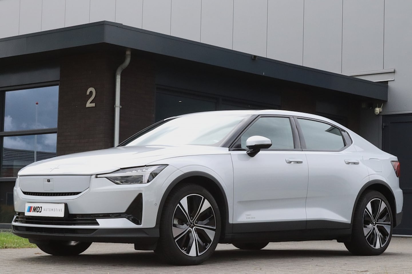 Polestar 2 - Longe Range Single Motor Plus 82 kWh Pano 360° - AutoWereld.nl