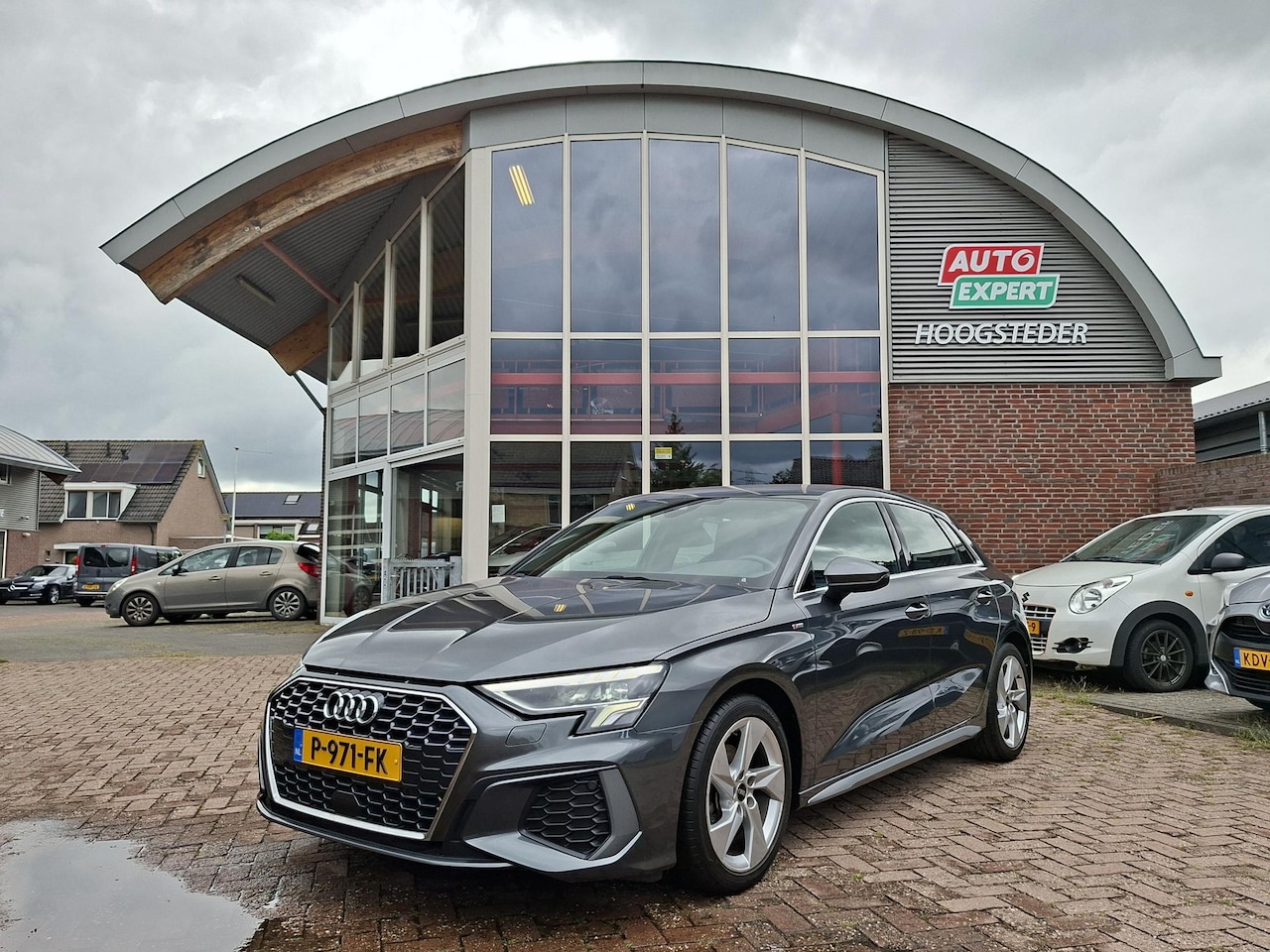 Audi A3 Sportback - 35 TFSI S edition Carplay|trekhaak|Digital cockpit - AutoWereld.nl